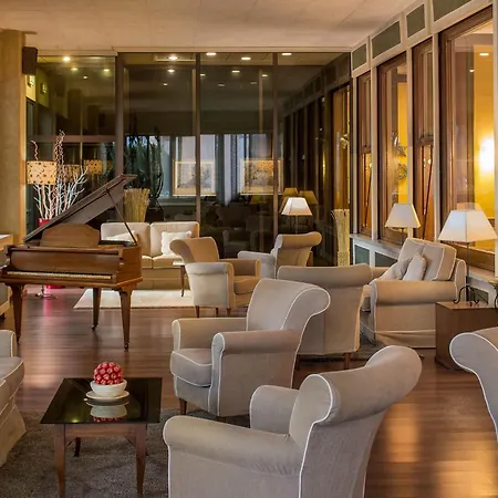 Ambasciatori מלון