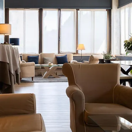 Ambasciatori מלון ברשה