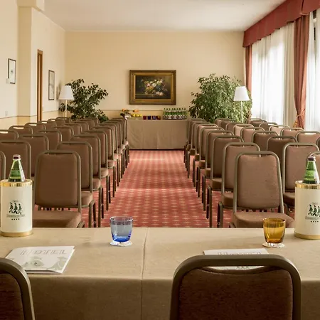 Ambasciatori מלון 4*