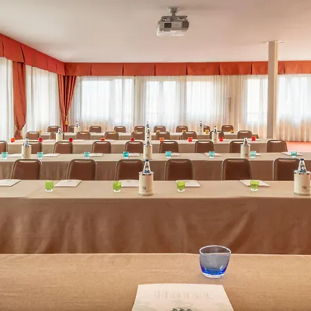 Ambasciatori 4* ברשה