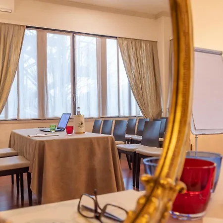 Ambasciatori 4* ברשה