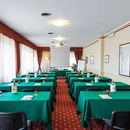 Ambasciatori Отель Брешия
